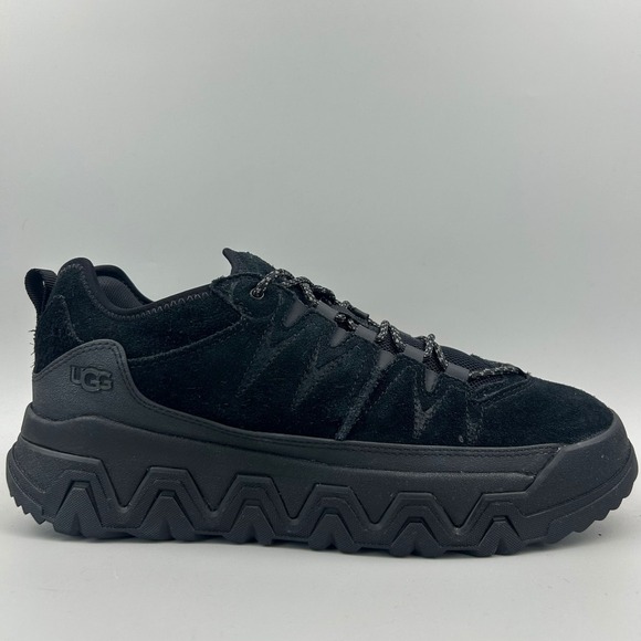 UGG Captrail Low Men Size 10 Black Suede Leather Waterproof Shoes Boots NEW